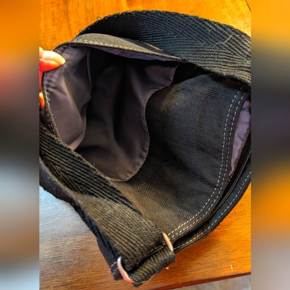 EUC Thirty One - Multi Pocket Crossbody - Picture 3 of 7